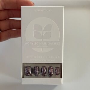 Glittery Nail Dashes by Red Aspen - Aaronette is giving